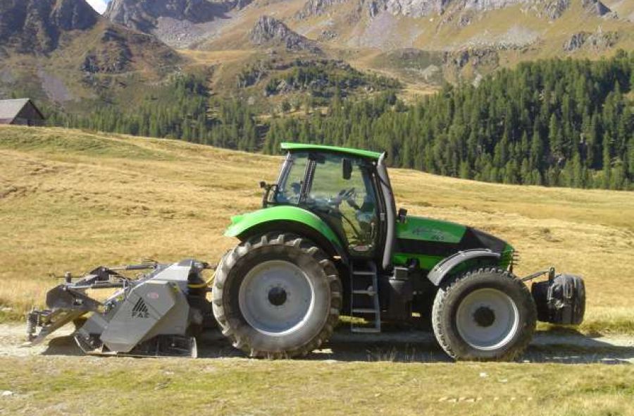 R.G.M. srl - Parco macchine - Trattori agricoli